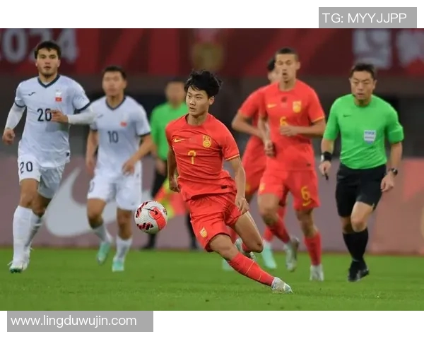 中国血统的足球明星们在国际赛场上的辉煌成就与影响力探讨