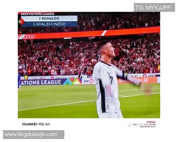 克罗地亚足球明星C罗的辉煌历程与传奇成就解析